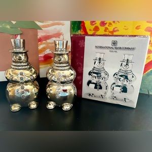 99’ International Silver Company - Snowman S&P Shakers